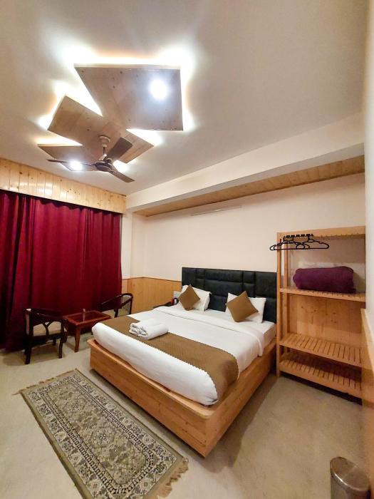 Hotel Cloud Height,,2 star