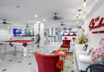 the shades hotel 50 meter beach front