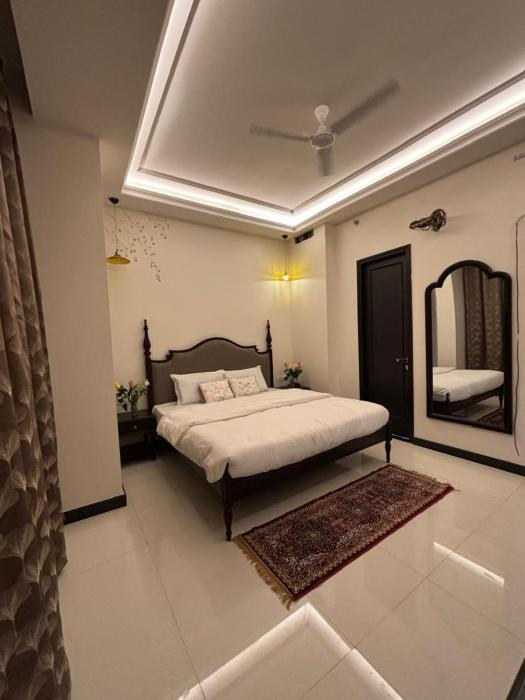 Shiv Ashray,,4 star