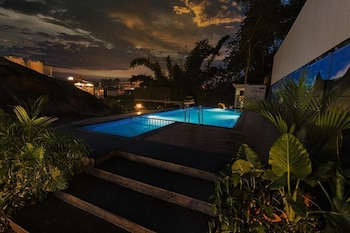 holidays garden resort