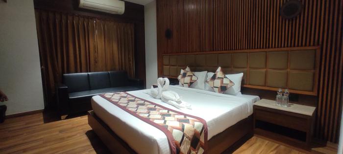 vivotel hotel surat