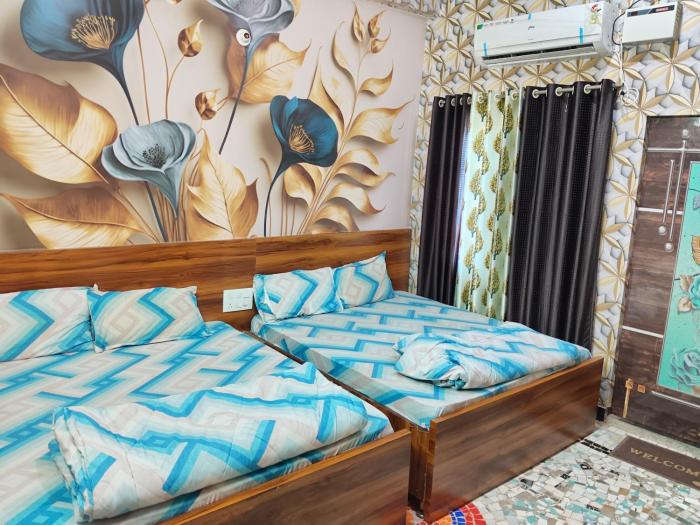 Hotel Shri Ugam Palace,,3 star