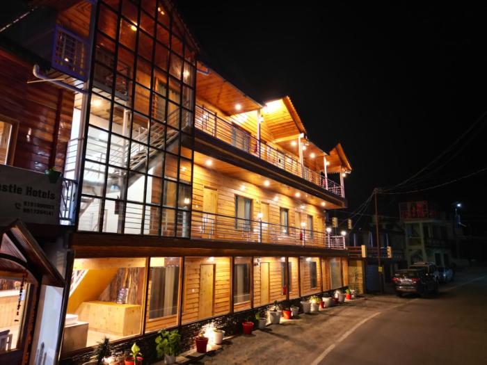 the golden castle hotels