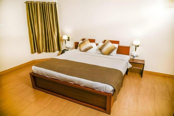 Hotel Shree Krishna Jungle Resort,,2 star