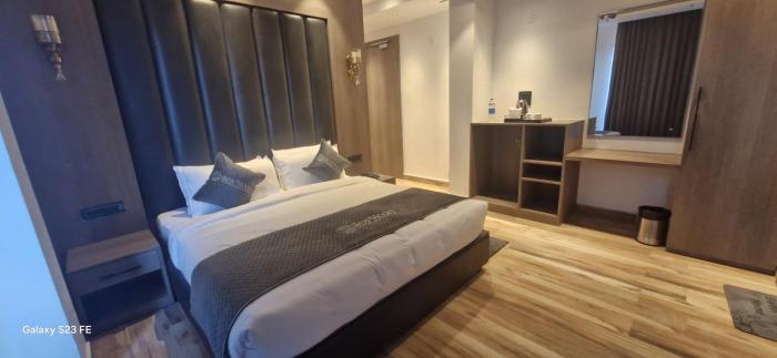 Hotel Sea Moon,,4 star