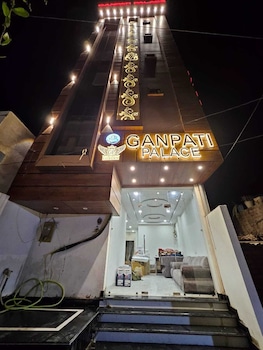 Super Collection O Banaras Railway Station Formerly Hotel Ganpati Palace,,3 star