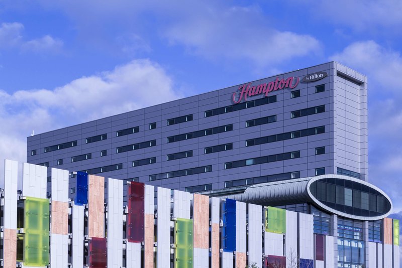 hampton by hilton liverpool john lennon airport