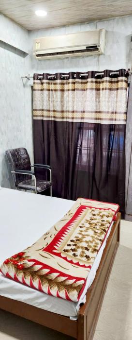 Shankar Guest House,,3 star