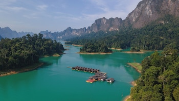 360 Issara Floating Resort,,3 star