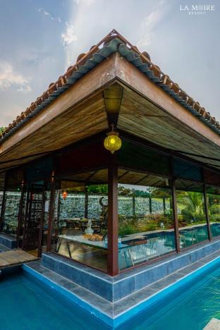 La Moire Resort,,2 star