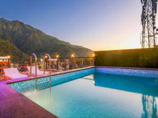 La Riqueza Pride Inn - Rooftop Cafe With Swimming Pool ,,3 star