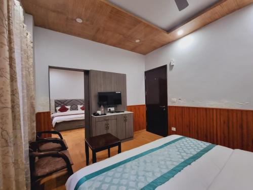 room-image