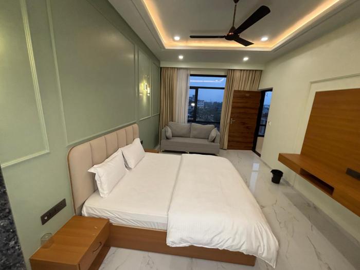 hotel heera palace