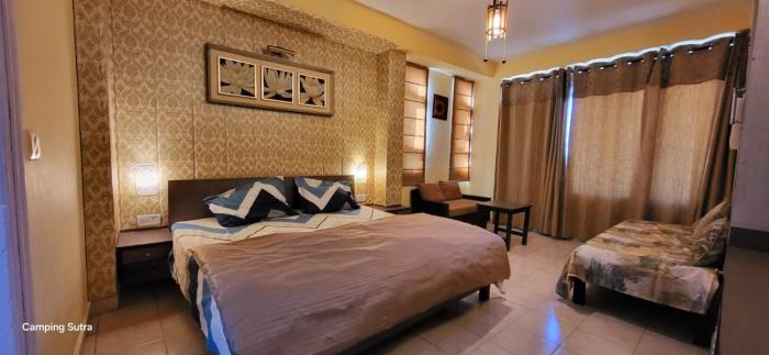 Hotel The Club Nine,,3 star