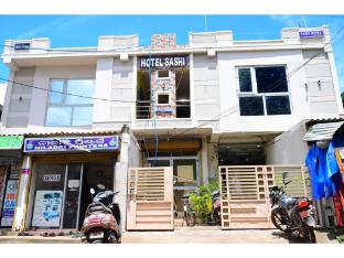 dhamstay hotel sashi near temple puri
