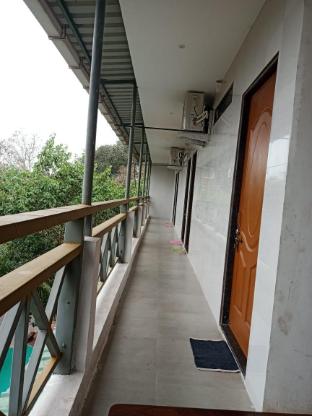 Vrundavan  Guest House Guhagar,,4 star