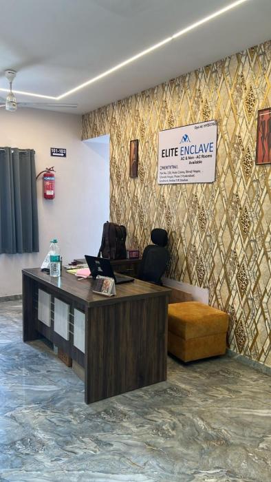 hotel elite enclave