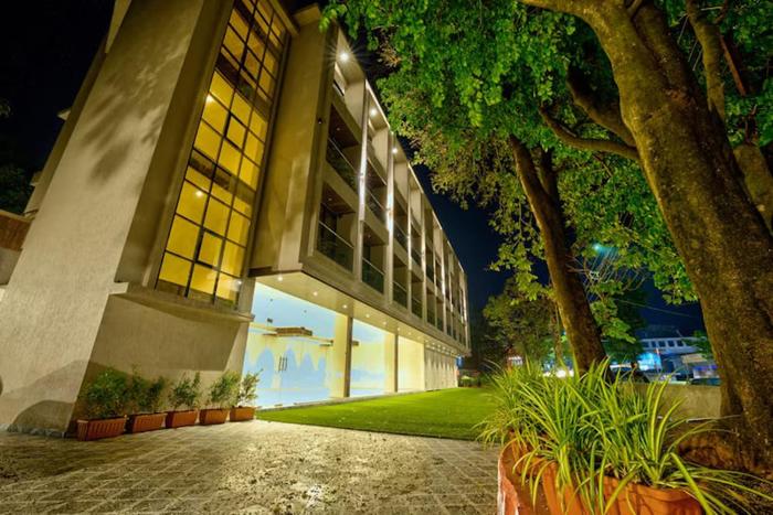 vantage point hotels and resorts