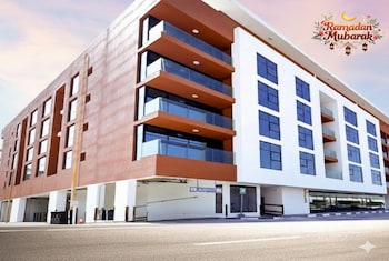 Luxurious Apartments At Jlt By Checkmyguest,,4 star