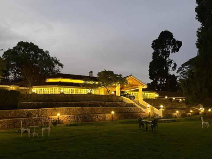the tredis heritage by the lake