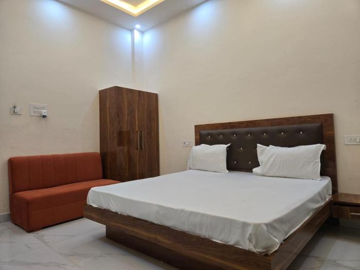 hotel o kailsaha palace