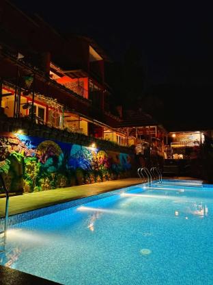 Mayaahi Boutique Stay,,4 star