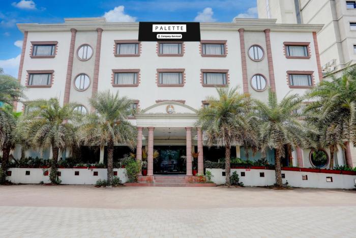 palette hotel and resort anand formerly hotel la casa inn