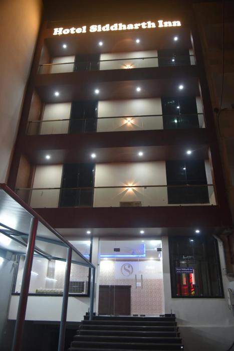 Hotel Siddharth Inn, Raipur Junction,,2 star
