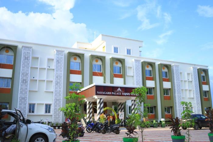 Nayagarh Palace,,4 star