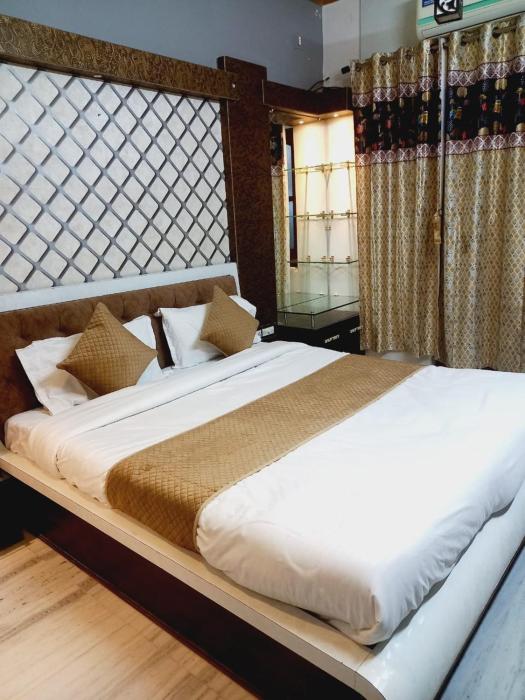 hotel kesar amrapali udaipur