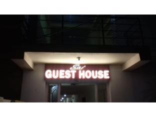 dhamstay hotel sai guest house near golden beach