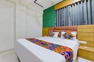 hotel green tree