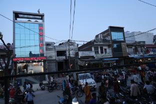 Shyam Palace Hotel,,3 star