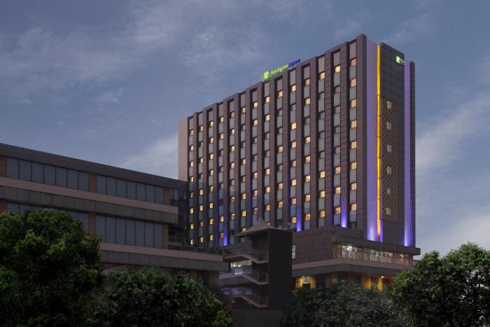 Holiday Inn Express Gurugram Sector 50, An Ihg Hotel,Gurugram>>Delhi,3 star