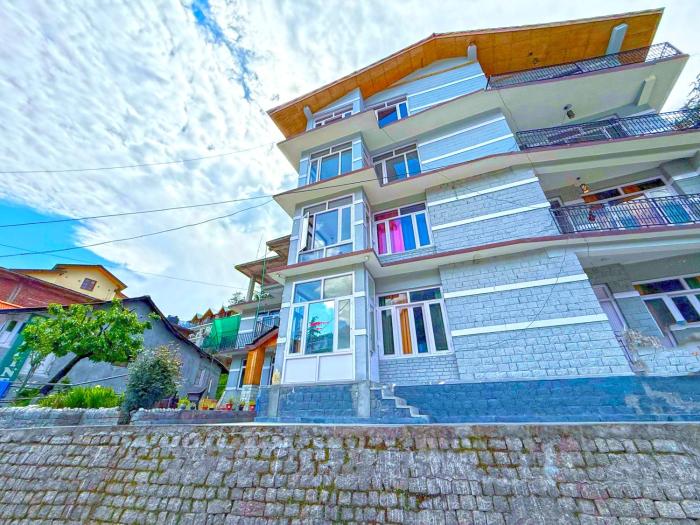 hotel the premium villa manali view