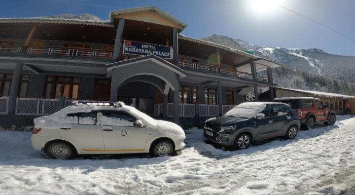 Hotel Narayana Palace,,3 star