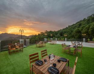 mountain breeze hill crest kasauli