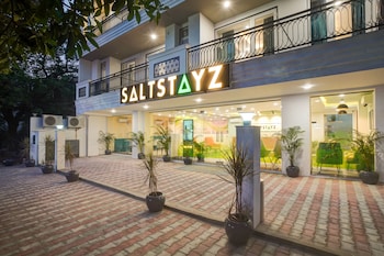Saltstayz Premier - Arjun Marg,,3 star
