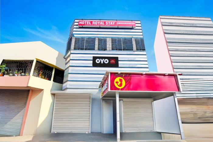 Hotel O Royal Stay,,3 star