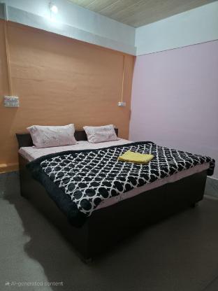 Aastha Home Stay,,4 star