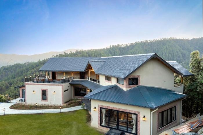 The Chamomile Estate,,3 star