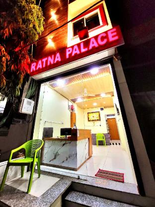 Hotel Ratna Palace,,3 star