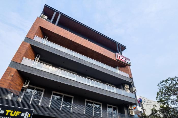 Housr 46 M2k Corp Near Park Hospital,,4 star