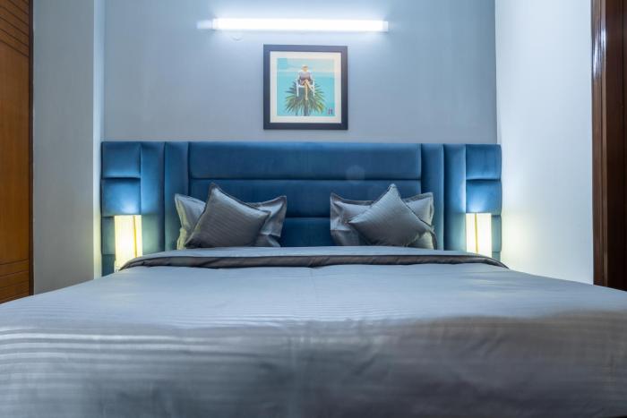 Housr 2 Bhk Apartment Sector 39 Gurgaon,,4 star