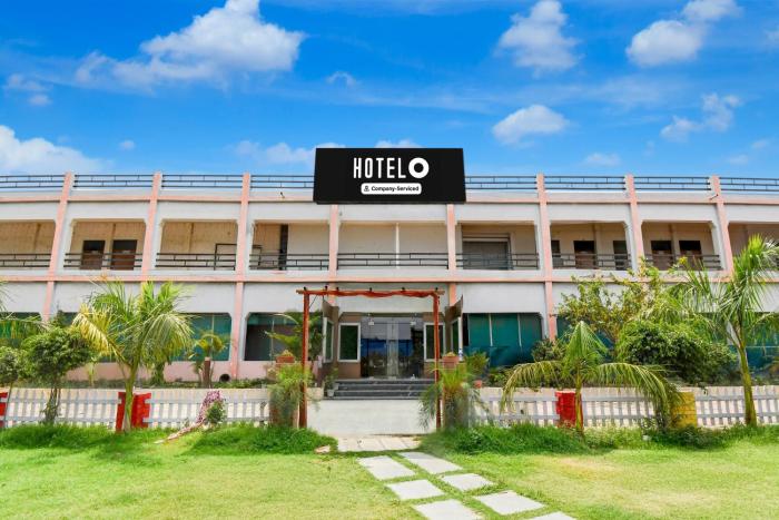 hotel o jhusi station formerly rajaram singh blessing garden