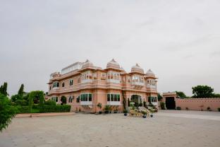 Mahendra Niwas,,4 star