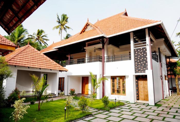 Kalloos Island Backwater Resort,,3 star