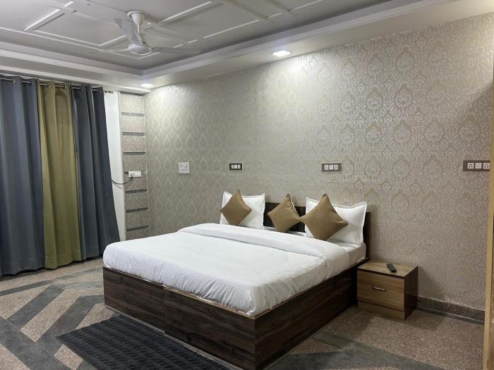 Raj Residency New ,,3 star