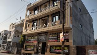 Hotel Vellfire,,3 star