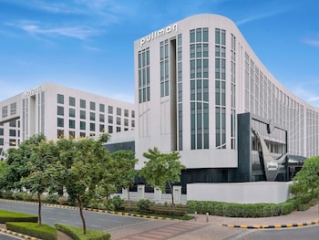 pullman new delhi aerocity hotel